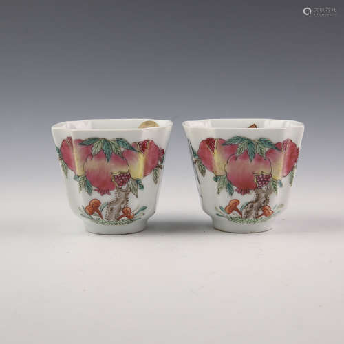 A Pair of Famille Rose Pomegranate Porcelain Cup