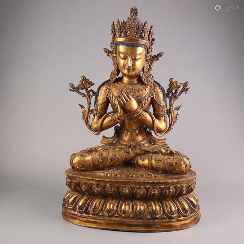 A Gilt Bronze Guanyin Figure Statue