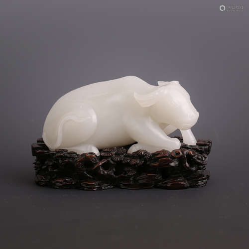 A White Jade Ox Figure Ornament