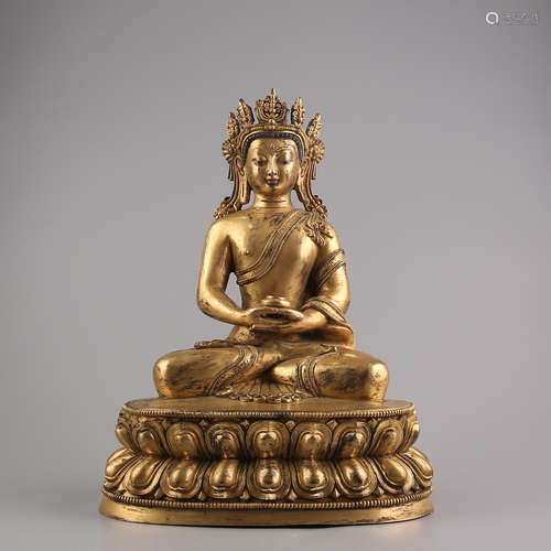 A Gilt Bronze Buddha Figure Statue