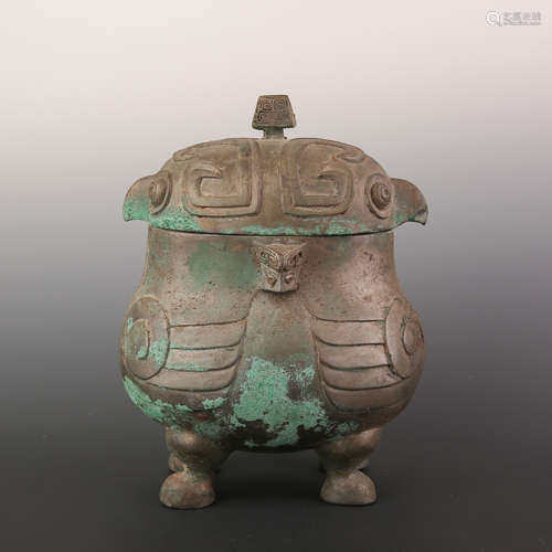 A Bronze Bird Figure Container