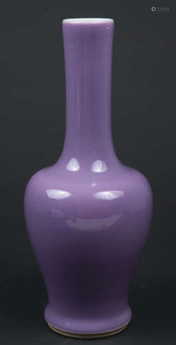 茄皮紫釉纹瓶
