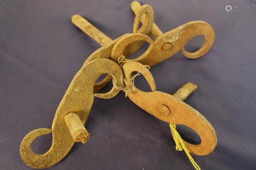 4 Early 19th Century Shutter Clip