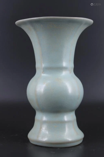 Song Porcelain RuYao Vase