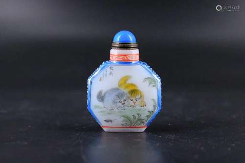 Old Chinese Snuff Bottle with Lid