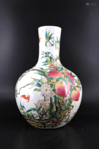 Famille Rose Qing Porcelain Vase