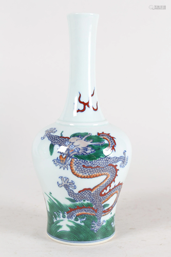 A Chinese Dragon-decorating Fortune Porcelain Vase