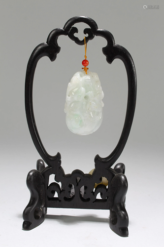 A Chinese Jade-curving Figure