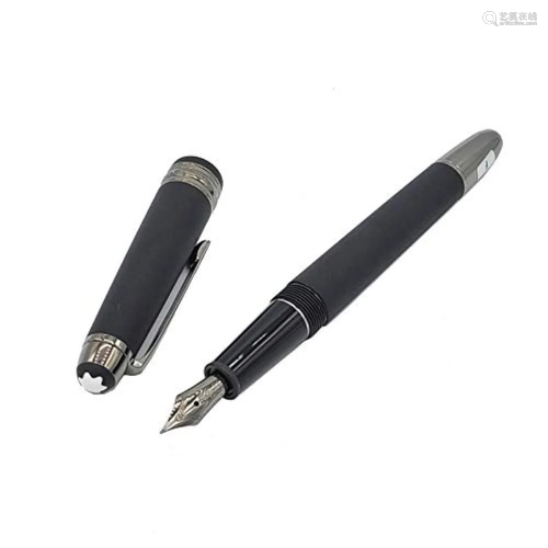 Montblanc Meisterstuck Classique Ultra Black Fountain