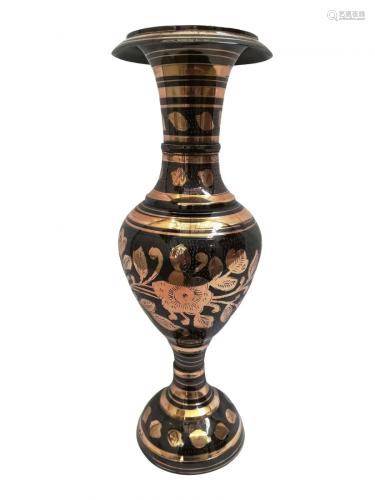 Black and beautiful medium height pure brass vase
