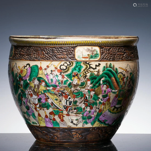 The story of Guangxu's glazes, swords and horses in