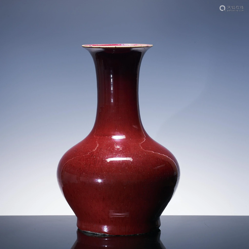 Early Qing Dynasty red glaze bottle