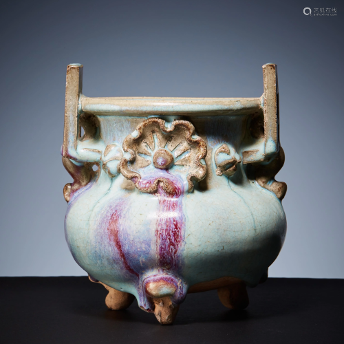 Carved tripod of Jun kiln in Song Dynasty