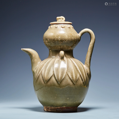 Carved petal holding pot in Longquan kiln