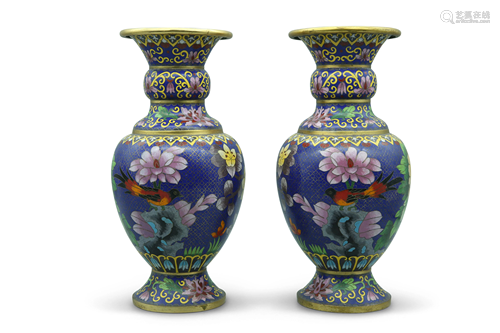 A pair of cloisonne enamelled vases, H 30 cm