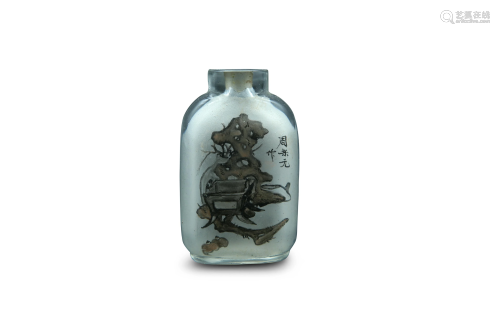 An inside-painted glass snuff bottle, H 6 cm