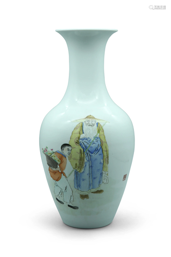 A famille rose vase, decorated figures, H 39,5 cm