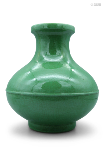 A monochrome green crackle glazed bottle vase, H 23,5