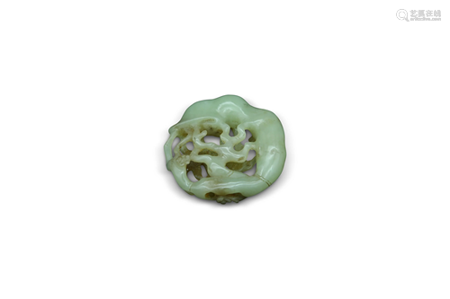 A yellow jade carving, Dia 5,5 cm