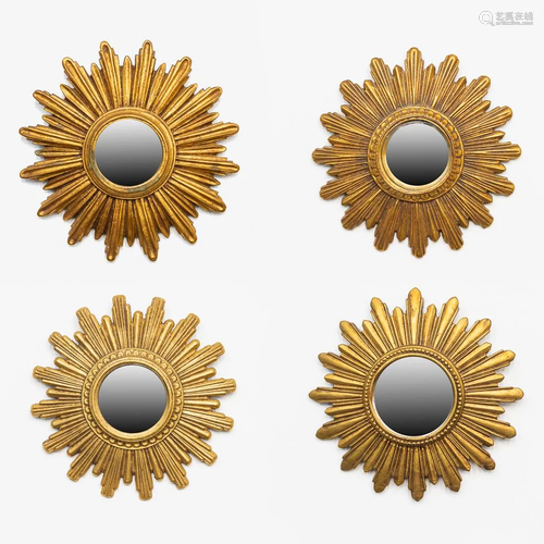 A collection of 4 small sunburst mirrors. (3,5 x 26 cm)