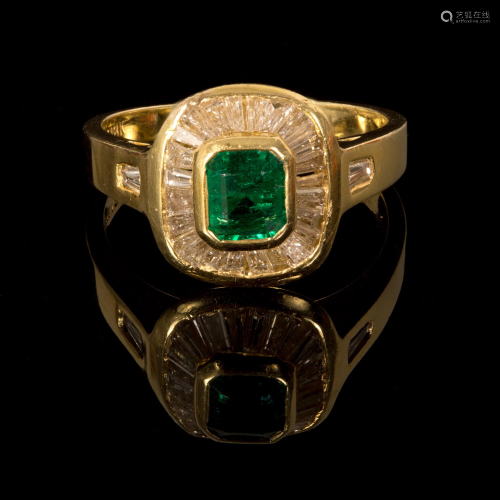 18k gold emerald and diamond ring