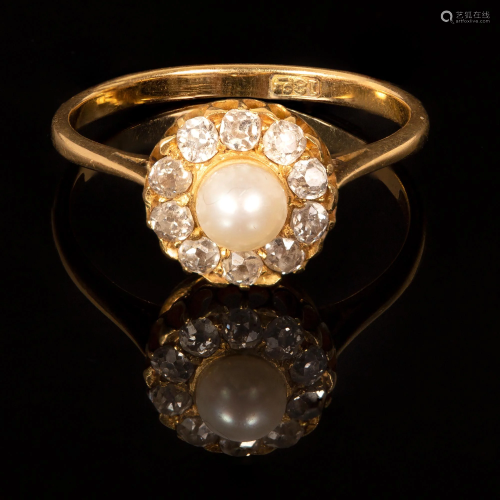 An Antique British 18K Yellow Gold, Natural Pearl and