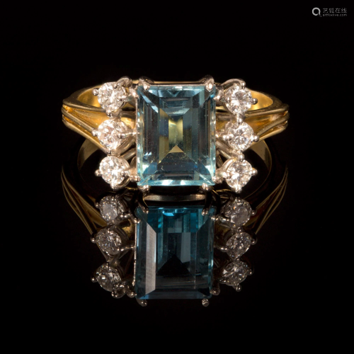 A Vintage 18K Gold, Aquamarine and Diamond Ring,