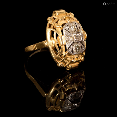 An 18K Yellow Gold, Platinum and Diamond Ring
