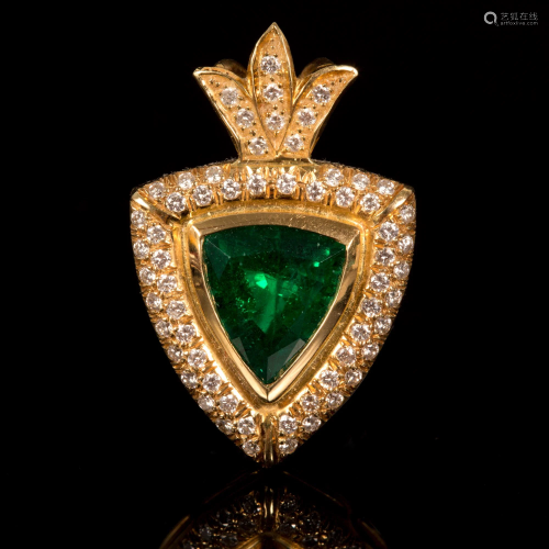 A Fine 18K Yellow Gold, Emerald and Diamond Pendant
