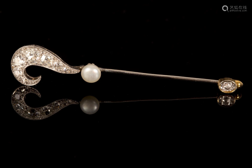 Art Nouveau Platinum, Diamond and Pearl Stick Pin