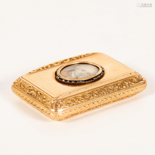 Tobacco Box - Gold w/ Portrait of Mozart & Diamonds.