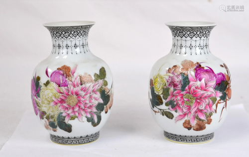 Pr Chinese Famille Rose Vases