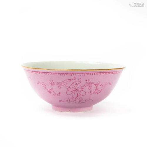 CHINESE SMALL PINK PAINTED PORCELAIN BOWL