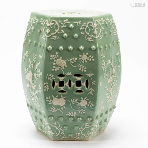 CHINESE CELADON GLAZED PORCELAIN GARDEN SEAT