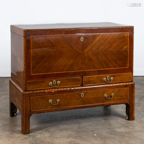 20TH C. GEORGIAN STYLE BURL BLANKET CHEST ON STAND