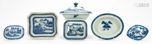 7 MISC PIECES OF BLUE AND WHITE CANTON PORCELAIN