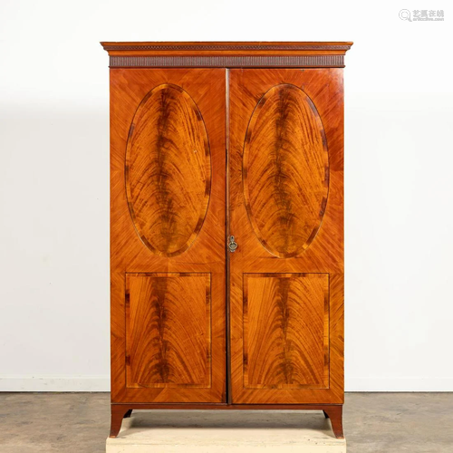 E. 20TH C. GEORGIAN STYLE MAHOGANY ARMOIRE