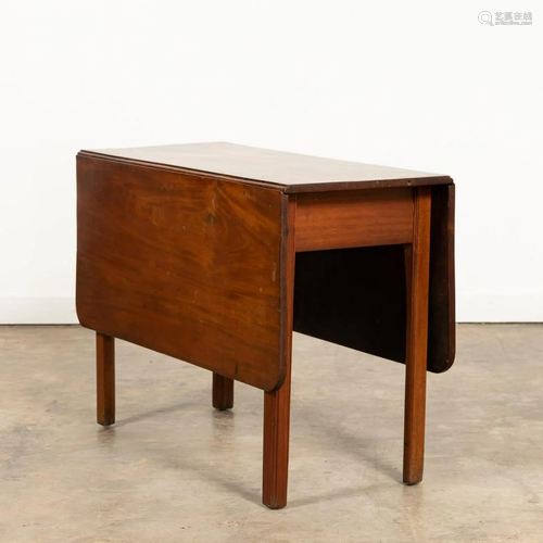 E.19TH C. DROP LEAF MAHOGANY TABLE, SQUARE LEGS