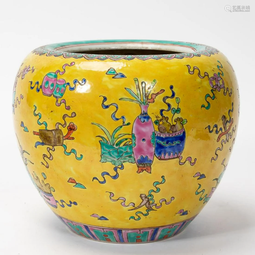 CHINESE REPUBLIC FAMILLE JUANE PORCELAIN JAR