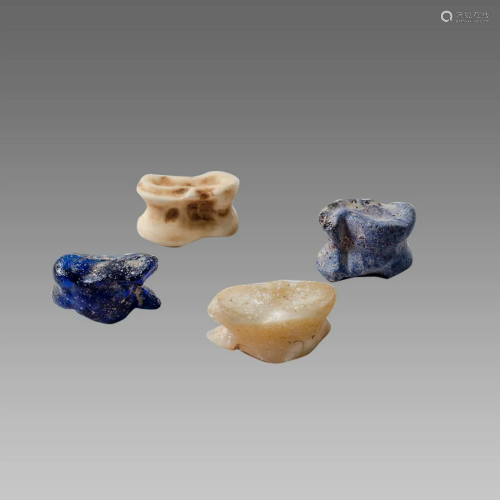 Lot of 4 Ancient Roman glass, Shell knuckle bones