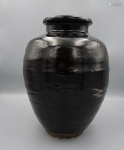 ANTIQUE CHINESE HENAN BLACK GLAZE TEA DUST JAR