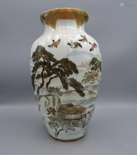 MEIJI JAPANESE SATSUMA VASE SIGNED