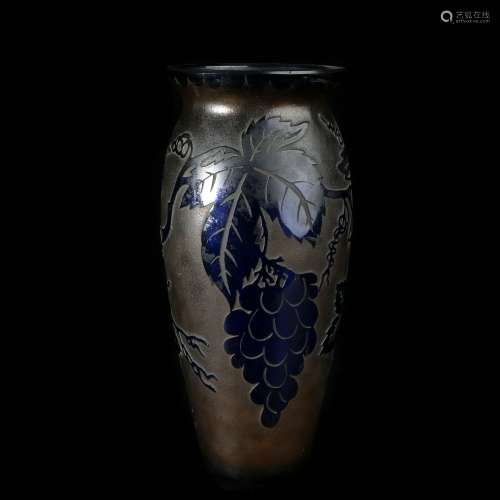 chinese glass vase
