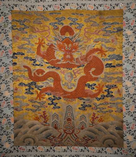 Qing Dynasty - Gragon Pattern Embroidered Screen