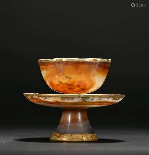 A set of agate teacup and holder