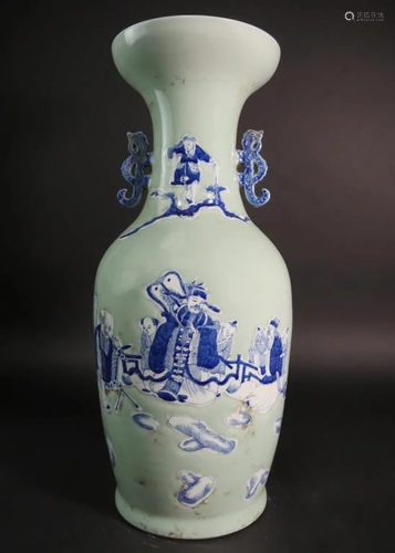 CHINESE BLUE AND WHITE CELADON VASE