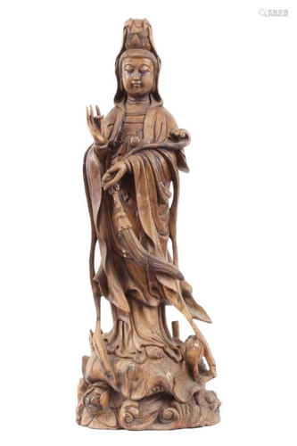 CHINESE CARVED WOODEN FIGURE OF GUANYIN