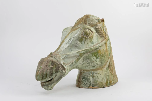 ANTIQUE CHINESE HAN DYNASTY POTTERY HORSE HEAD