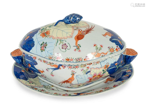 A Chinese Export Porcelain 