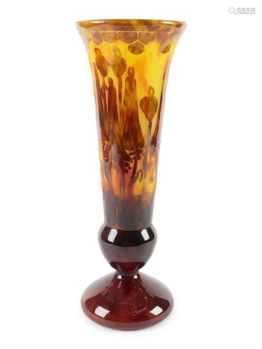 A La Verre Francais Cameo Glass Vase Height 14 x